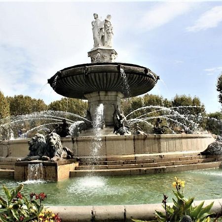 Augustins Fountain Studio Cosy Aix Centre Historique A 3 Minutes De Cours Mirabeau -Wifi-Smart Tv-Rue Calme Aix-en-Provence Bagian luar foto