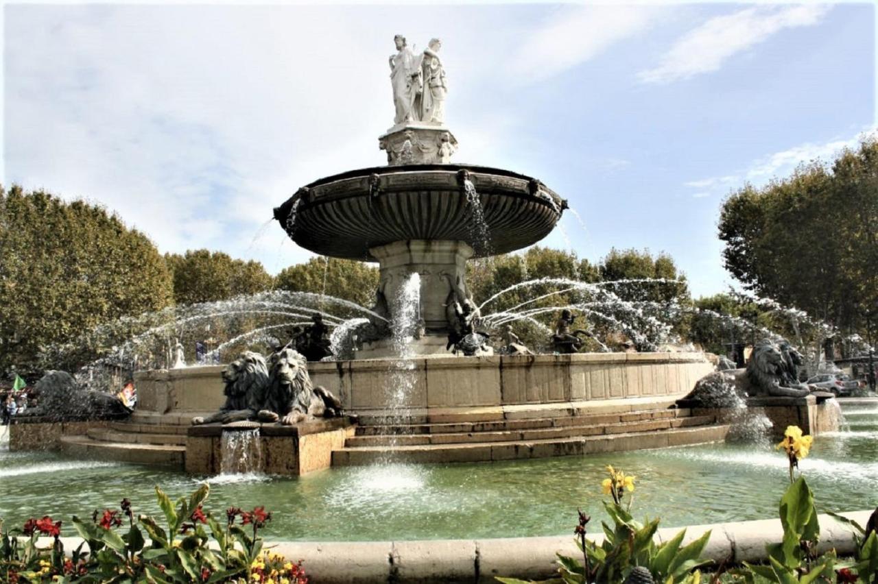 Augustins Fountain Studio Cosy Aix Centre Historique A 3 Minutes De Cours Mirabeau -Wifi-Smart Tv-Rue Calme Aix-en-Provence Bagian luar foto