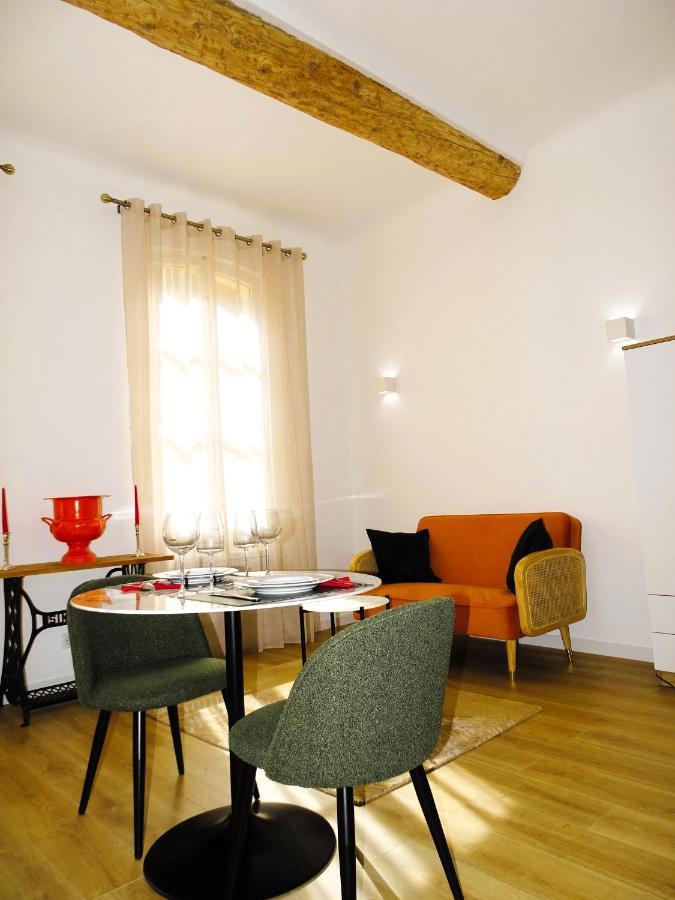 Augustins Fountain Studio Cosy Aix Centre Historique A 3 Minutes De Cours Mirabeau -Wifi-Smart Tv-Rue Calme Aix-en-Provence Bagian luar foto